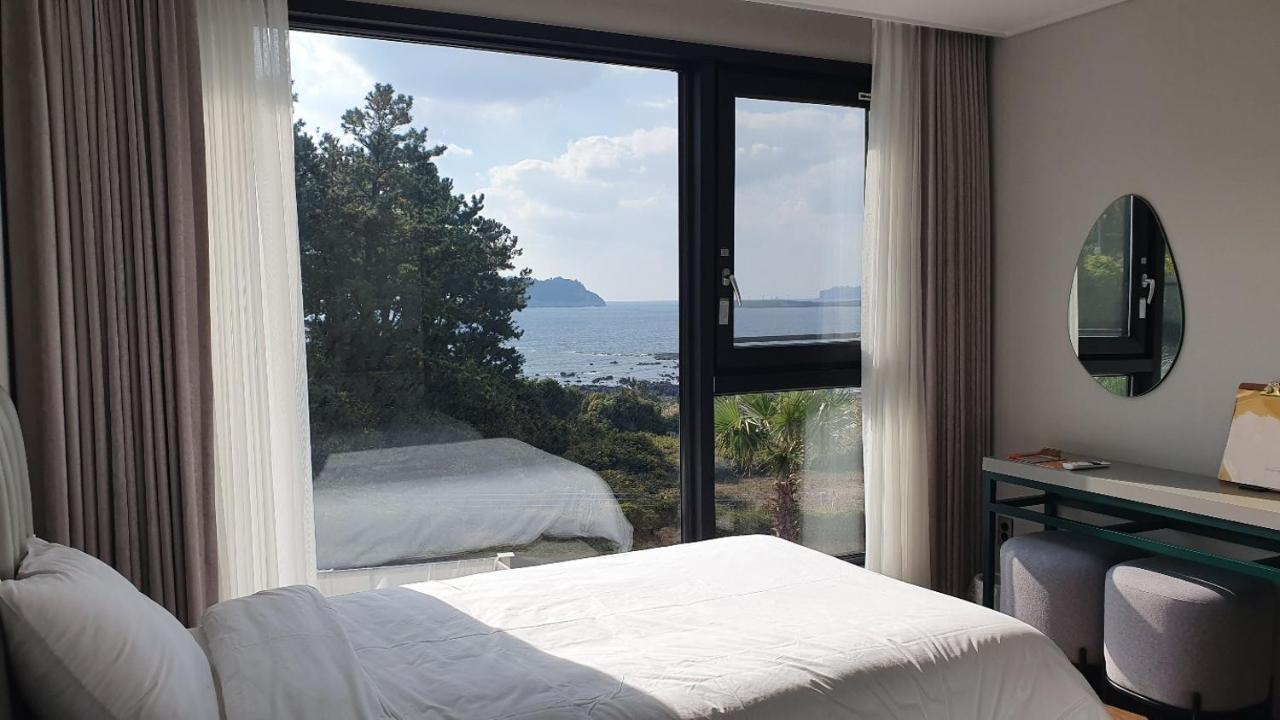 Hotel Seogwipean Сеогвипо Екстериор снимка